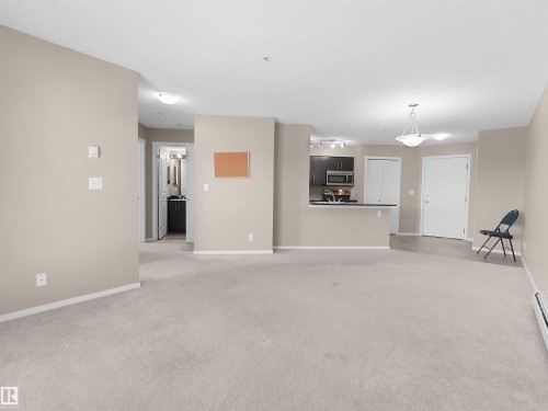 211 3207 James Mowatt Trail, Edmonton, AB 
