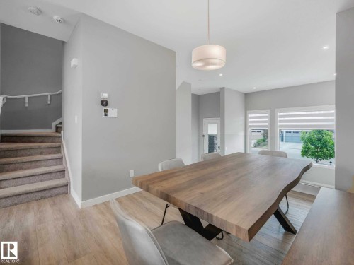 Image quality insufficient for description - 516 35 Street, Edmonton, AB 