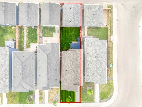 Image quality insufficient for description - 516 35 Street, Edmonton, AB 