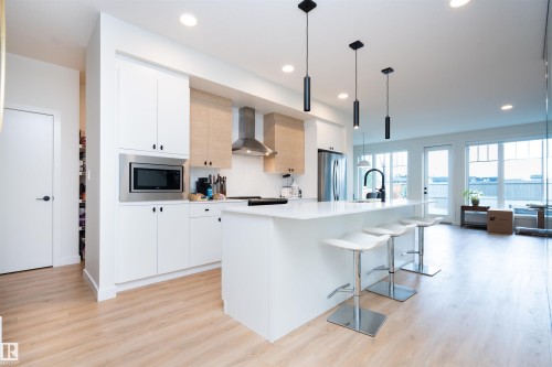 1091 Eaton Road, Edmonton, AB 