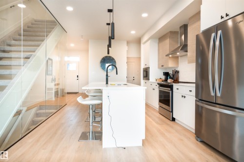 1091 Eaton Road, Edmonton, AB 