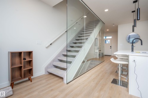 1091 Eaton Road, Edmonton, AB 