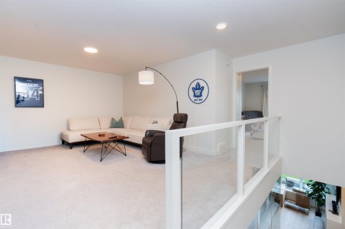 1091 Eaton Road, Edmonton, AB 