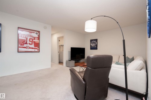 1091 Eaton Road, Edmonton, AB 