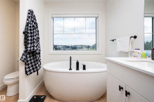 1091 Eaton Road, Edmonton, AB 