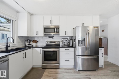 12303 152C Avenue, Edmonton, AB 