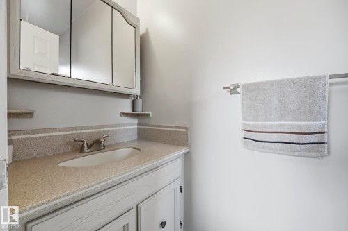 12303 152C Avenue, Edmonton, AB 