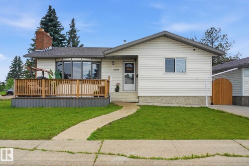 12303 152C Avenue, Edmonton, AB 