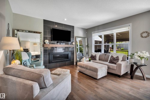1239 Daniels Crescent, Edmonton, AB 
