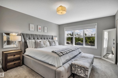 1239 Daniels Crescent, Edmonton, AB 