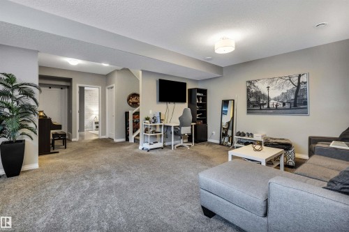 1239 Daniels Crescent, Edmonton, AB 