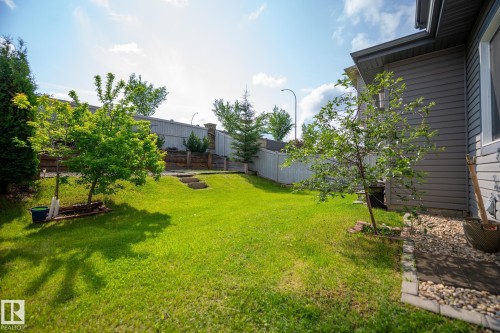 1959 67 Street, Edmonton, AB 