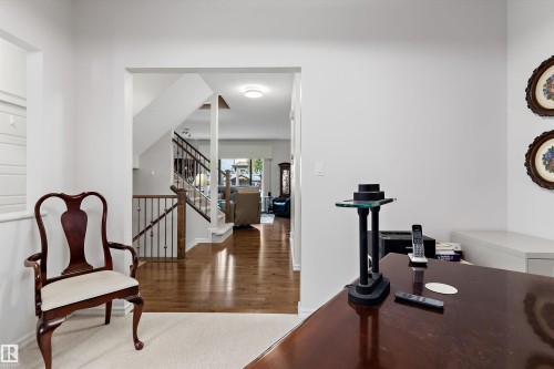 Office - 1097 Armitage Crescent, Edmonton, AB 