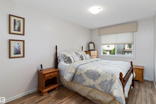 Bedroom - 1097 Armitage Crescent, Edmonton, AB 