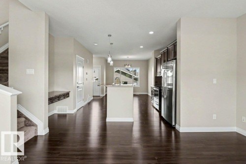 2 Simmonds Place, Leduc, AB - Indoor