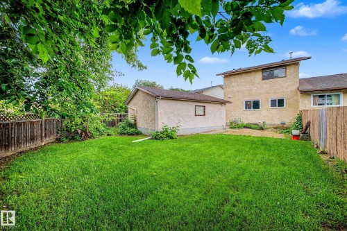10211 171A Avenue, Edmonton, AB 