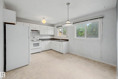10211 171A Avenue, Edmonton, AB 