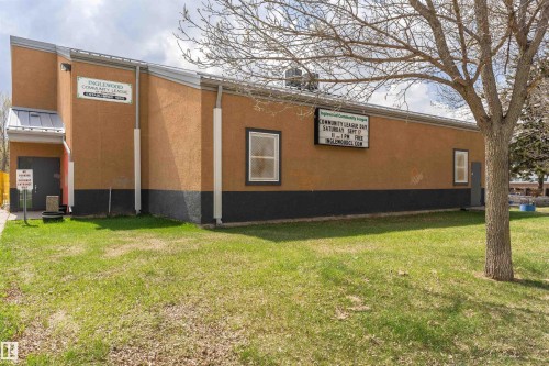 Image quality insufficient for description - 11619 125 Street, Edmonton, AB 