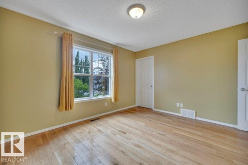 7948 13 Avenue, Edmonton, AB 