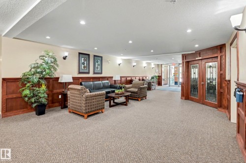 401 1589 Glastonbury Boulevard, Edmonton, AB - Indoor