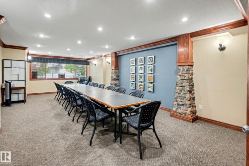 401 1589 Glastonbury Boulevard, Edmonton, AB - Indoor