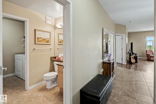 401 1589 Glastonbury Boulevard, Edmonton, AB - Indoor Photo Showing Other Room