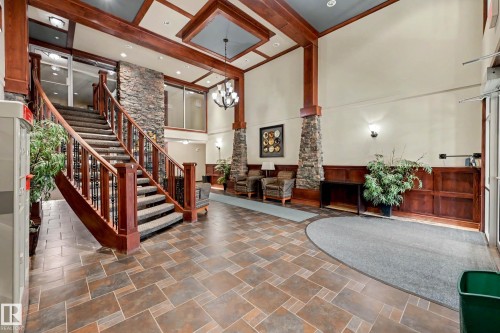 #401 1589 Glastonbury Bv Nw, Edmonton, AB - Indoor Photo Showing Other Room