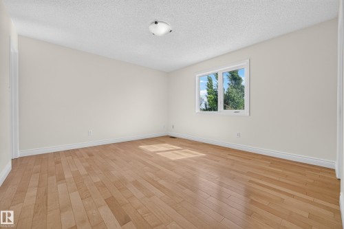 13449 33 Street, Edmonton, AB 