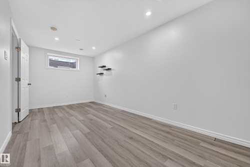 13449 33 Street, Edmonton, AB 