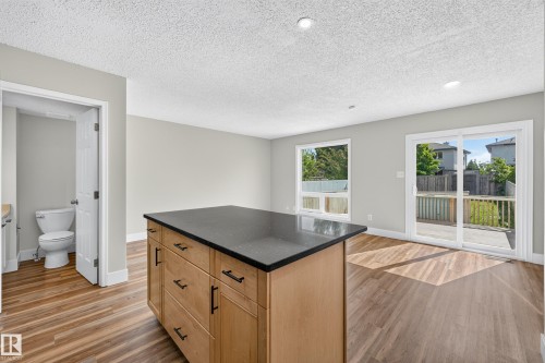 13449 33 Street, Edmonton, AB 