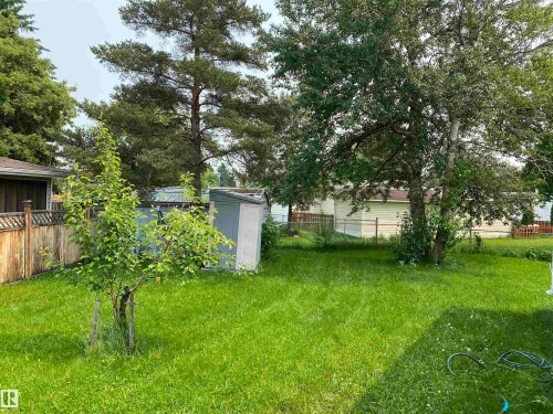 15 Cliff Crescent, Edmonton, AB 