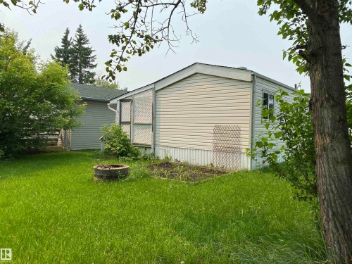 15 Cliff Crescent, Edmonton, AB 