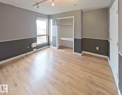 122 Harrison Drive, Edmonton, AB 