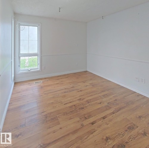 122 Harrison Drive, Edmonton, AB 