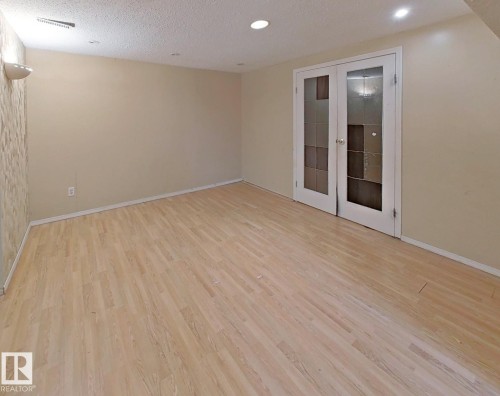 122 Harrison Drive, Edmonton, AB 