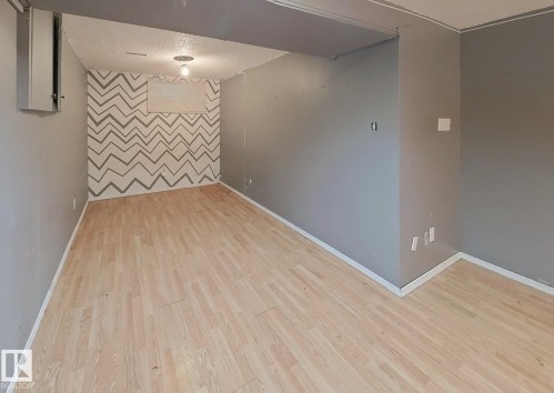 122 Harrison Drive, Edmonton, AB 