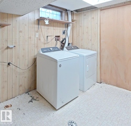 122 Harrison Drive, Edmonton, AB 