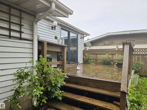 122 Harrison Drive, Edmonton, AB 