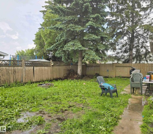 122 Harrison Drive, Edmonton, AB 