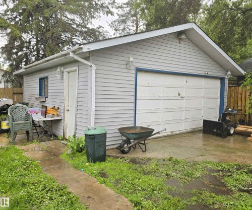 122 Harrison Drive, Edmonton, AB 