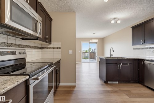 16428 12 Avenue, Edmonton, AB 