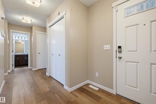 16428 12 Avenue, Edmonton, AB 
