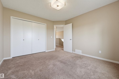 16428 12 Avenue, Edmonton, AB 
