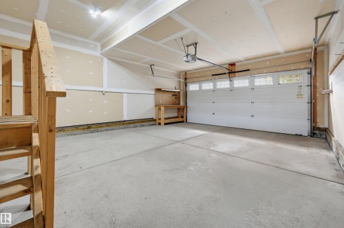 16428 12 Avenue, Edmonton, AB 