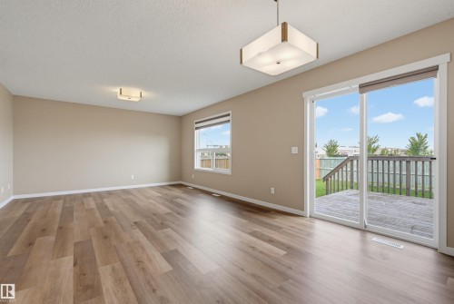 16428 12 Avenue, Edmonton, AB 