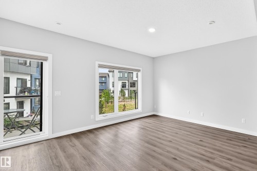 #82 11910 35 Av Sw, Edmonton, AB - Indoor Photo Showing Other Room