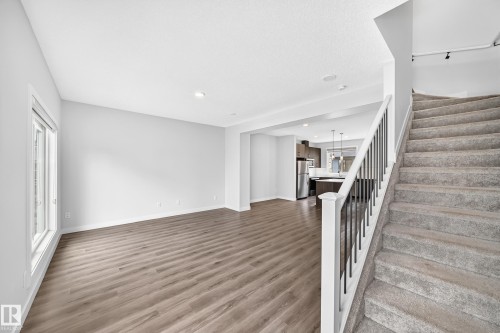 #82 11910 35 Av Sw, Edmonton, AB - Indoor Photo Showing Other Room
