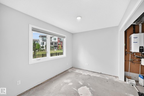 #82 11910 35 Av Sw, Edmonton, AB - Indoor Photo Showing Other Room