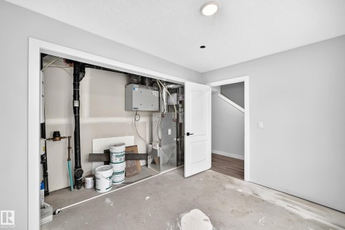 #82 11910 35 Av Sw, Edmonton, AB - Indoor Photo Showing Other Room