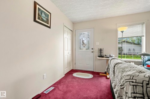 5011 64 Street, Rural Lac Ste. Anne County, AB - Indoor